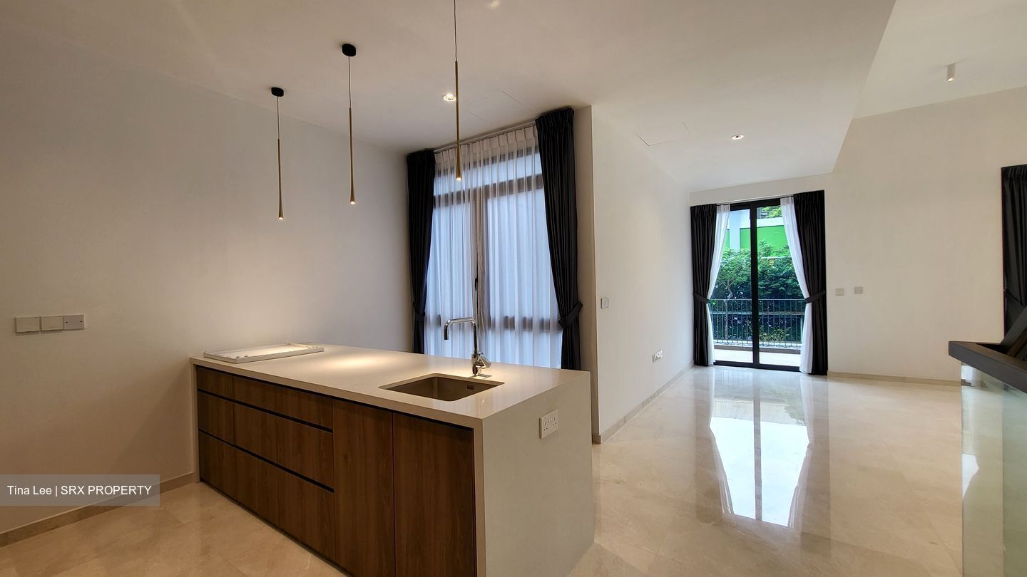 Cashew Green (D23), Terrace #445950581